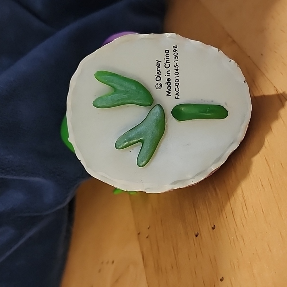 Disney Pascal Ornament - Picture 5 of 8